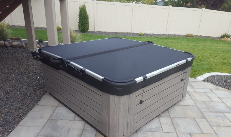 hot tub cover